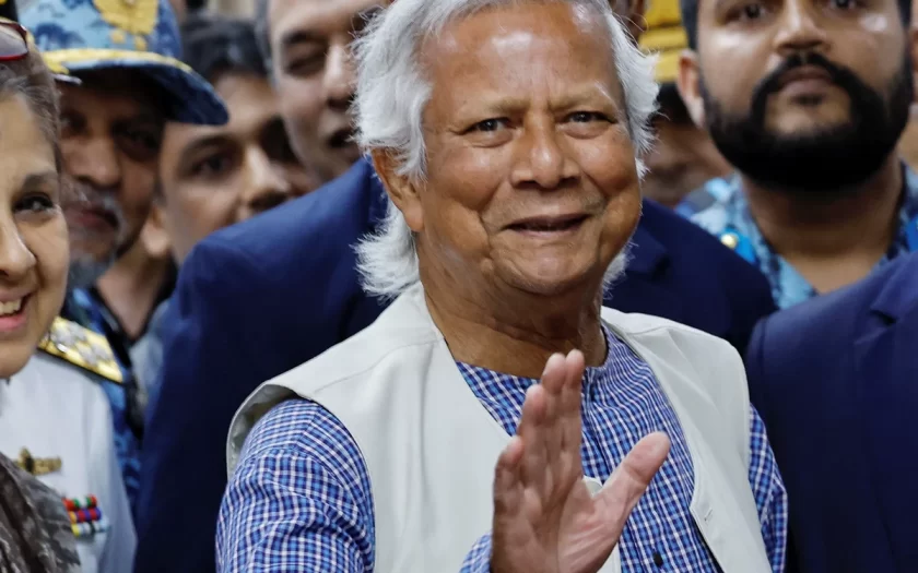 Muhammad Yunus addressing the nation with India’s Northeast region highlighted on map