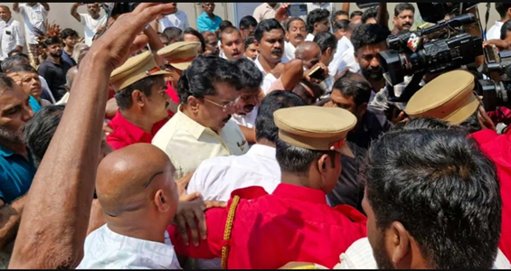 PK Sasi addressing supporters at CPM dissent convention in Palakkad Kerala