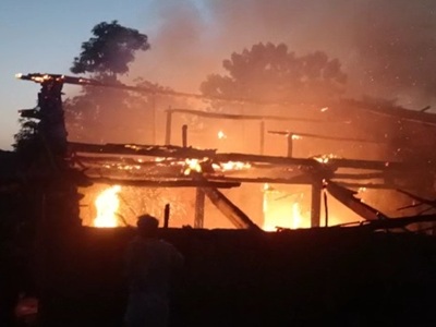 Residential house engulfed in flames in Chhota Udepur Gujarat fire incident