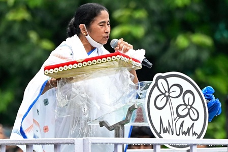 mamata-banerjee-fish-ban-double-engine-state-controversy